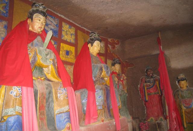 赤城朝阳观,石碑上居然还有华山派弟子的字样?