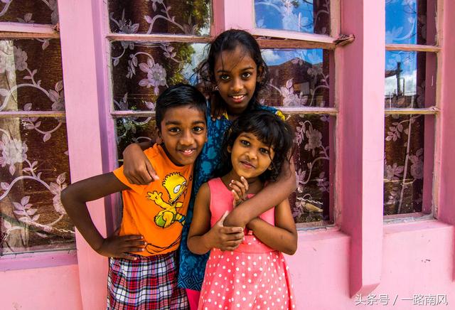 这个非洲国家的人很懒,且亚洲美女比黑人多,农民只种甘蔗不种菜