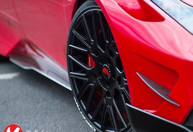 膜呗极光红法拉利458 italia一抹红色闪电