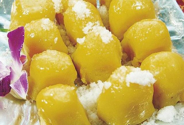 绝对东北冬季特色小吃——粘豆包