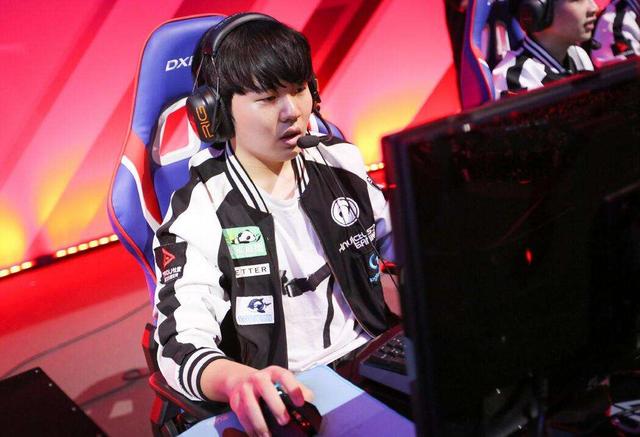 LPL工资最高的选手?WE前教练:不是Uzi,而是一