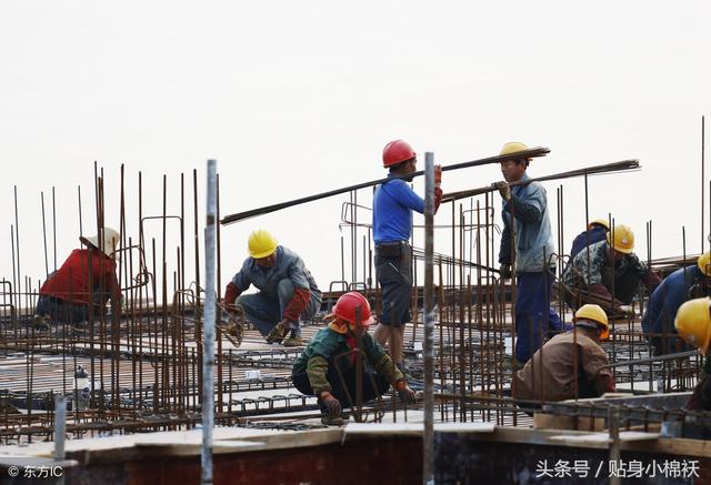 工作重,压力大,工资低,打工族的出路在何方?