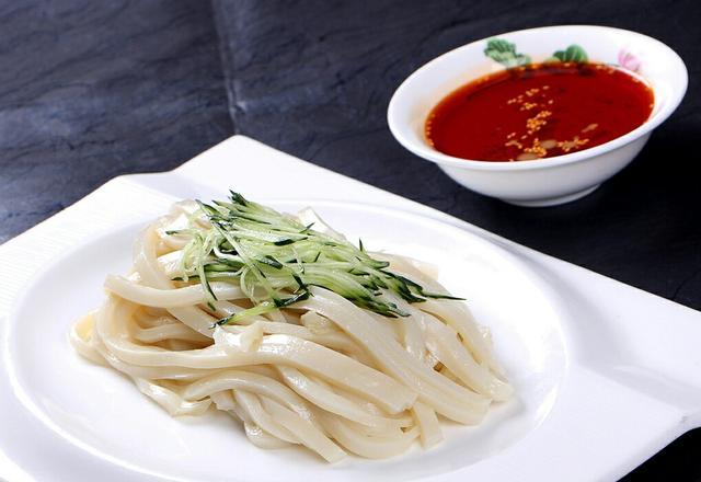 家乡美食陕西汉中〈凉皮〉制作方法介绍