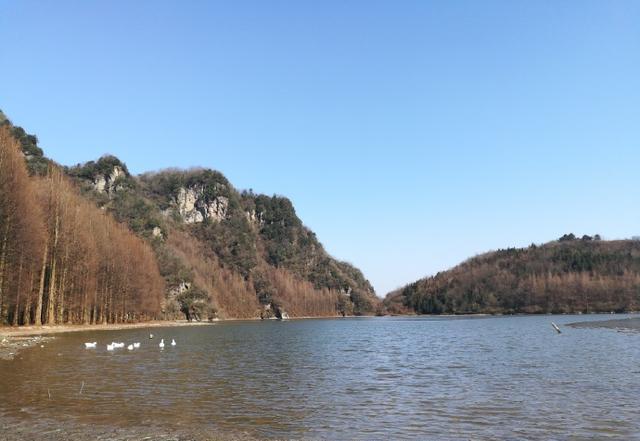 网友实拍冬日汉中南郑龙池,没有雾霾!只有让人惊艳的美景!