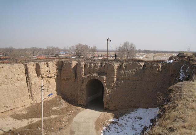 建文帝朱允炆找到了!学者最新发现一座古堡终