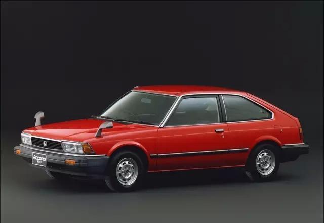 一代经典本田雅阁从第一代到第十代你最爱的是哪款