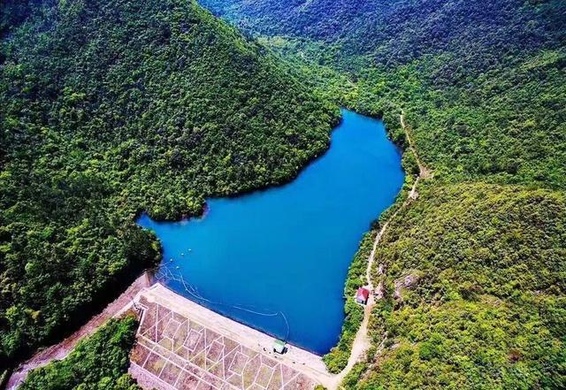 妙西镇霞幕山水库(吴仁斌摄)