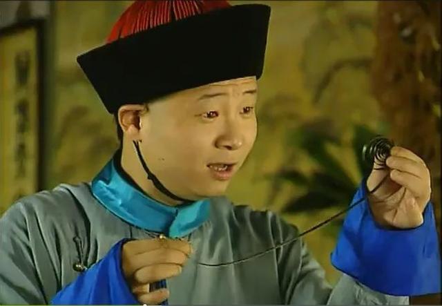 "三德子"赵亮至今都记得张国立当年的最后一场戏——康熙一只手拍在南