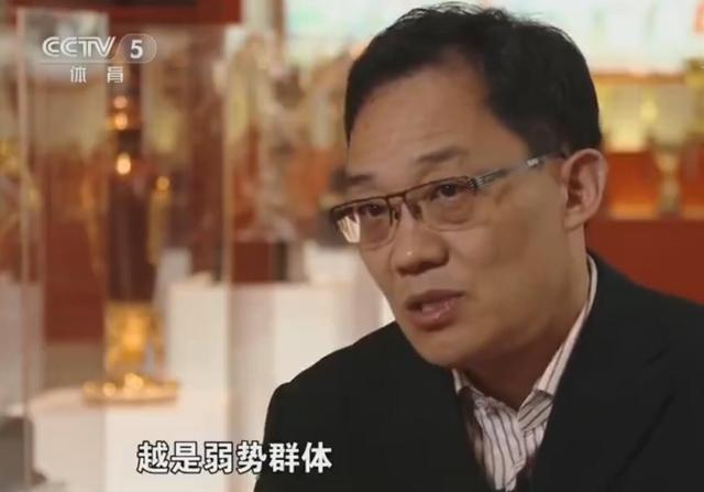 山东鲁能球迷为什么讨厌韦世豪,看完感觉确实