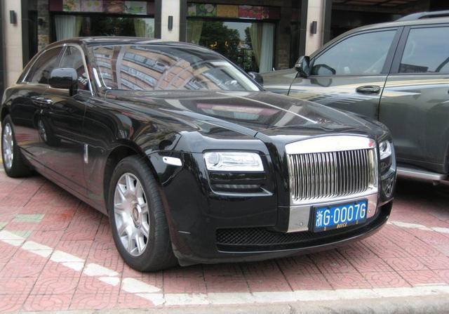 中国豪车最多的县城劳斯莱斯58辆宾利122辆车牌更霸气