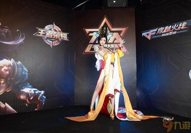 王者荣耀:武则天开启金币购买模式?网友:还好当初没充钱!