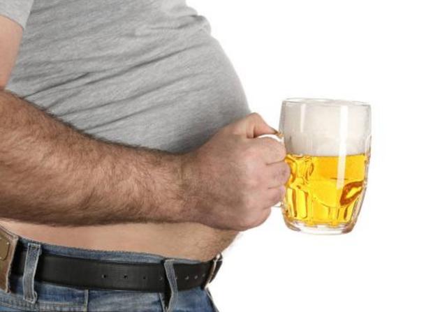 肥胖的人,最大的烦恼之一就是腹部肥胖,大腹便便,啤酒肚,水桶腰了吧.