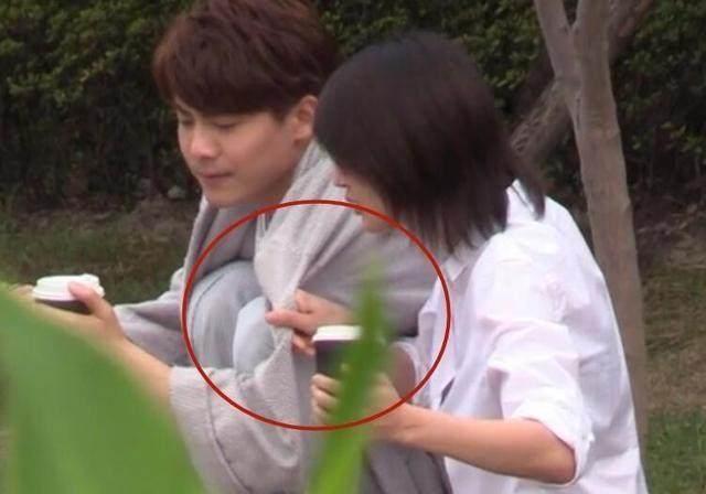 郑爽新恋情被卓伟曝光!秒杀张翰胡彦斌,粉丝称