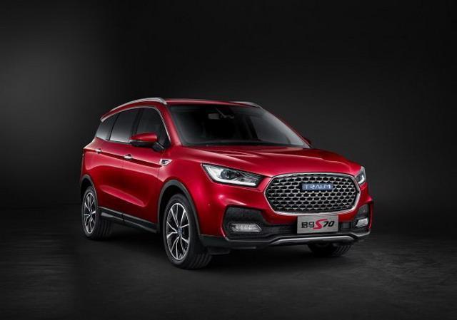 毕竟t500是这些车型最早上市的,b40是众泰首款mpv车型.