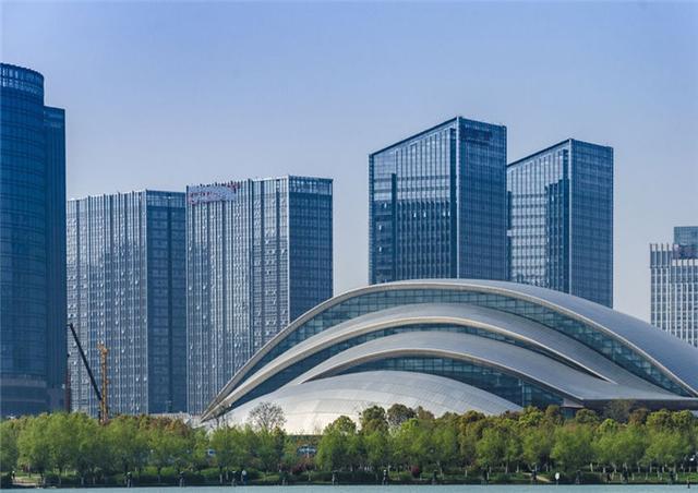 合肥市安徽省的省会,古称庐州,在安徽省甚至整个北方都有着举足轻重的