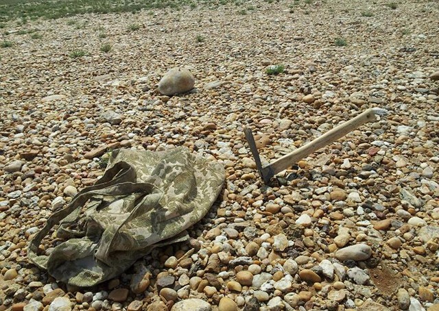 在戈壁滩捡玉石玛瑙,还真是一场冒险之旅!