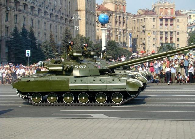 三代坦克始祖 t-64坦克