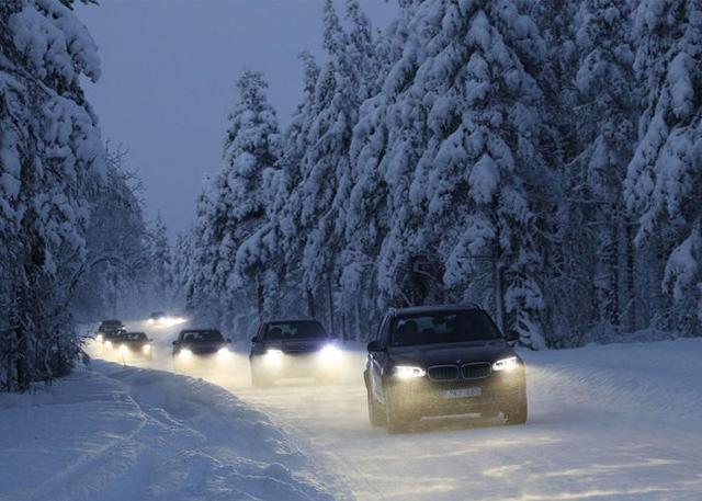 雪天怎么开车最安全?让老司机告诉你