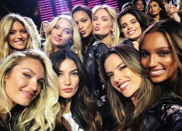 2017维多利亚的秘密超模秀前大合影