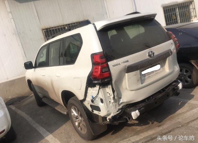 18款新普拉多全国首撞,虽然是日本车但是防撞梁真的很厚太良心了