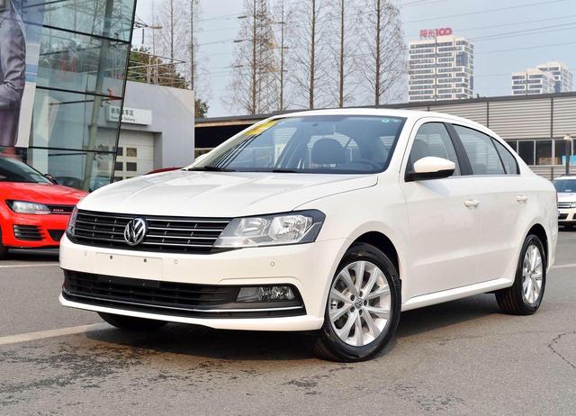 11月轿车销量前十国产只两个，大众竟独占四个！