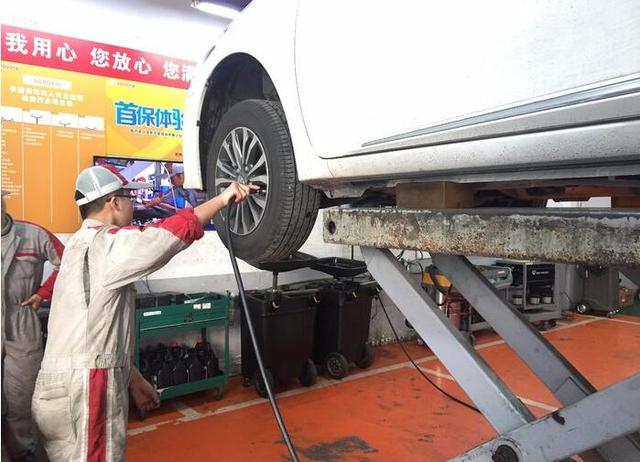 开了3000公里,丰田卡罗拉1.2t,4s店首次保养全过程拍照分享