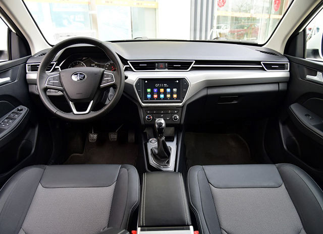 骏派a50配置是最大亮点,只可惜没有自动挡