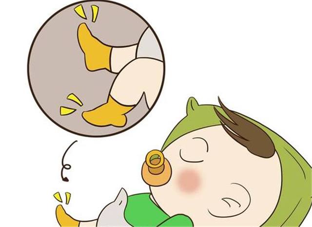 如果宝宝有这几点表现睡觉时还是乖乖给他穿上袜子吧