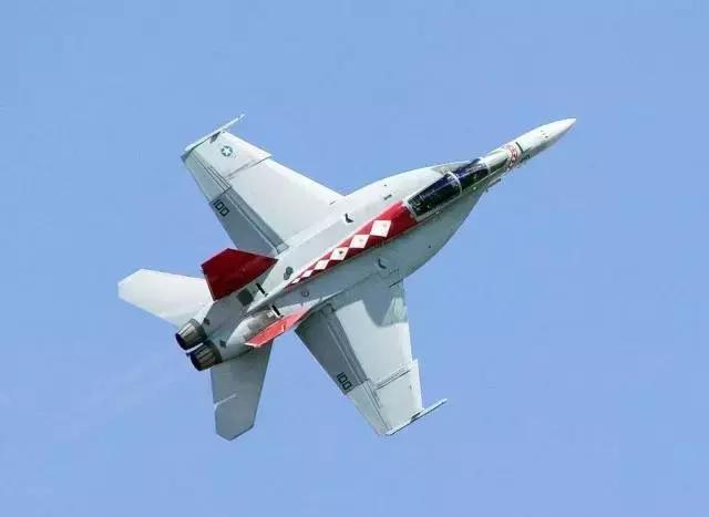 尼米兹号F18大黄蜂舰载机模型制作过程,原来制