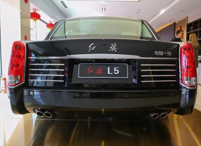 花550万买辆国产红旗轿车