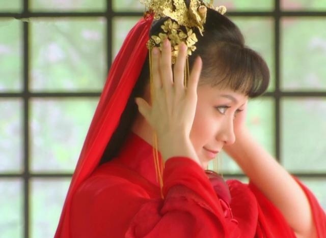 13,紫色头纱 《武状元苏乞儿》如霜-张敏14,淡紫色头纱《天师钟馗》林