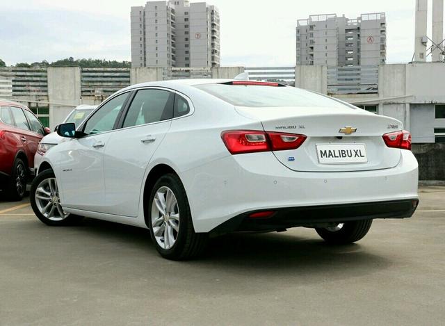 工作2年，能够买起这两款车，才叫人生赢家