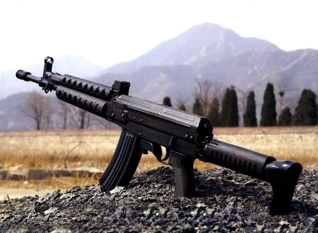 青出于蓝的八一杠 至今仍在部队服役还开发出终极改进版|突击步枪