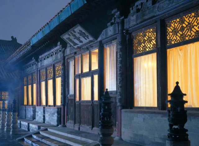 慈禧太后的寝宫到底是什么样子看到一样东西网友怒批无耻