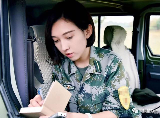 这位少尉女军官赴京6个月,成千上万的中外朋友都为她点赞……|邵阳|赴京|军官_新浪新闻