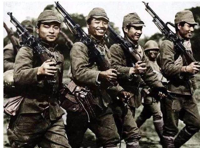 为抗日而死的日本人:曾拿起枪痛打鬼子,最后为救连长壮烈牺牲