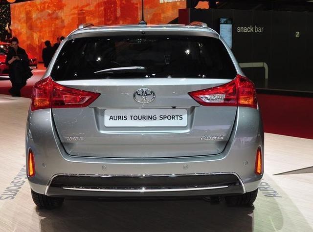 丰田卡罗拉两厢版终于来了, 只要11万-新浪汽车