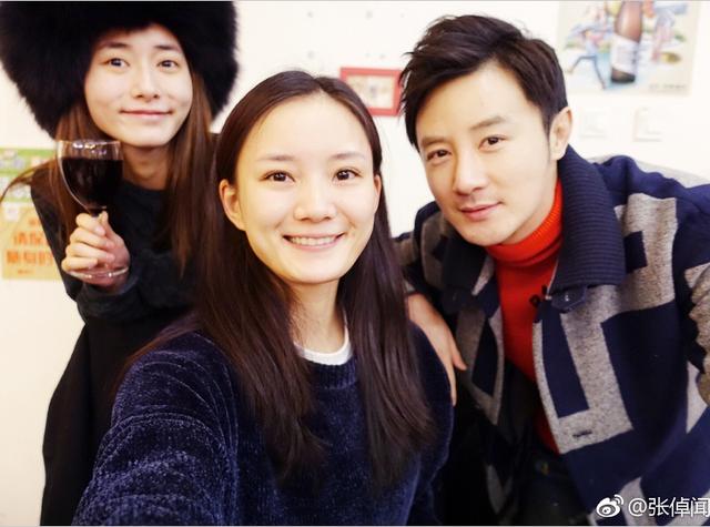 但是演艺圈中总隐藏着各式各样的人才,其中馨子就是一位敢于大无畏晒