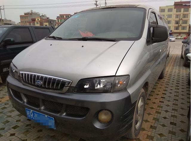 蓝牌小型客车,驾驶该类型车需有c1,b2驾驶证