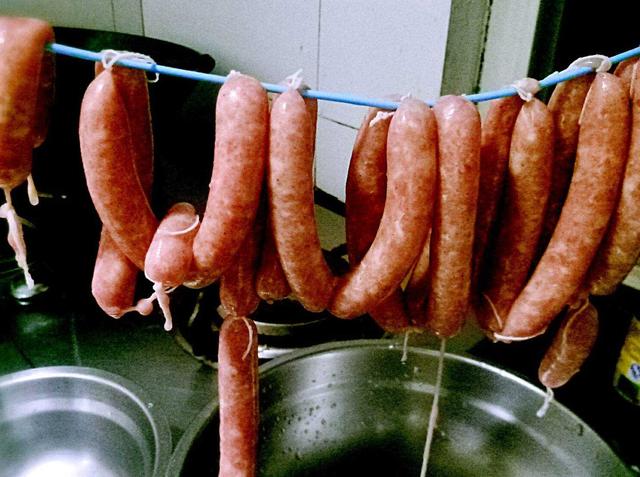 50年的香肠腌制配方,2斤猪肉半碗白酒,简单几步就做好,快收藏