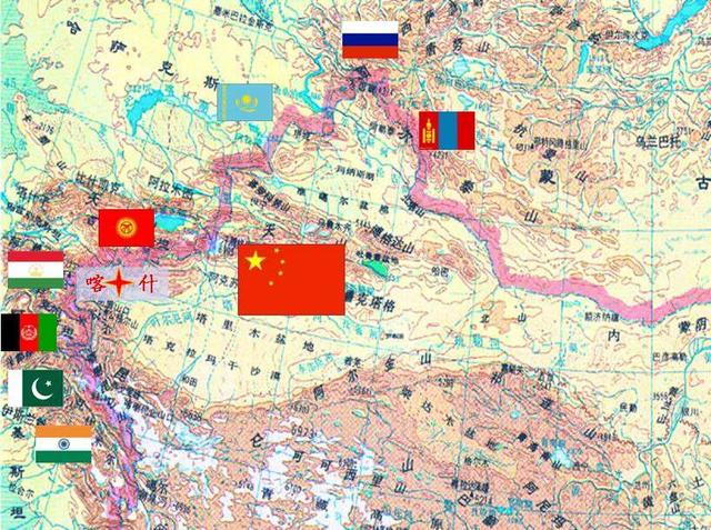 吉尔吉斯斯坦,塔吉克斯坦,巴基斯坦,蒙古,印度,阿富汗斯坦八国接壤