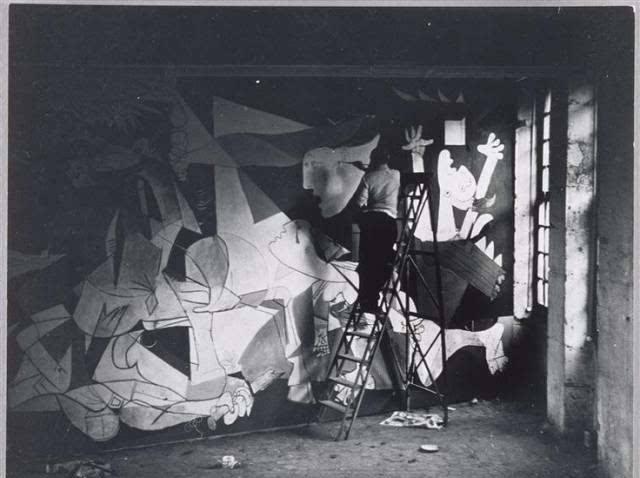 毕加索画作《格尔尼卡》其丑无比,凭借什么能够值上亿人民币