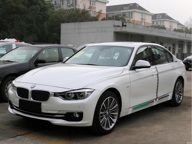 买奔驰c200还是宝马3系