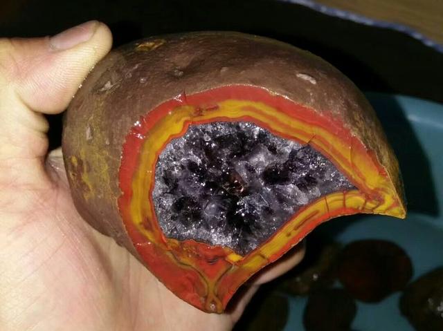 北票战国红玛瑙原石现在还能捡到吗