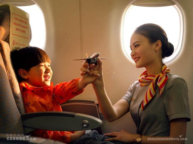 让您的孩子在无成人陪护的情况下也能安全乘机,天津航空从旅客出发,想