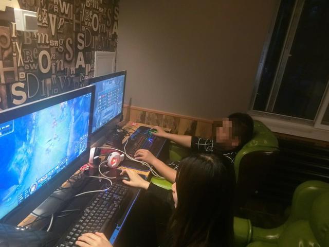 游戏界的灰色产业:网吧陪玩女神