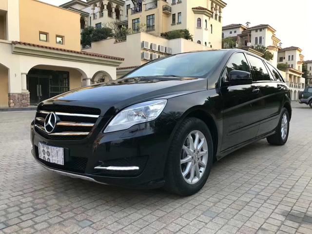 这台奔驰r350售价12万 全景天窗车况极品,车主:空间巨大