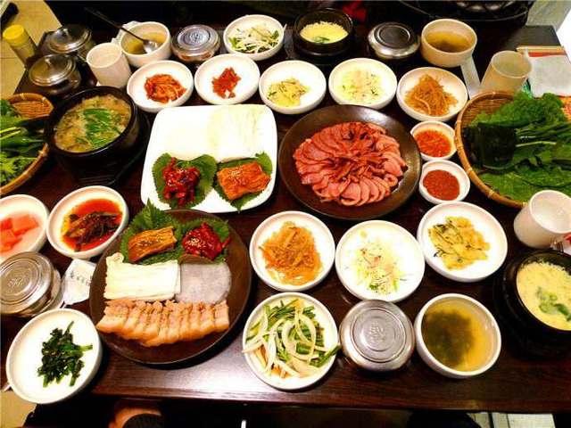 别再相信韩剧中一日三餐,真实的韩国人每天吃的只有泡菜和米饭