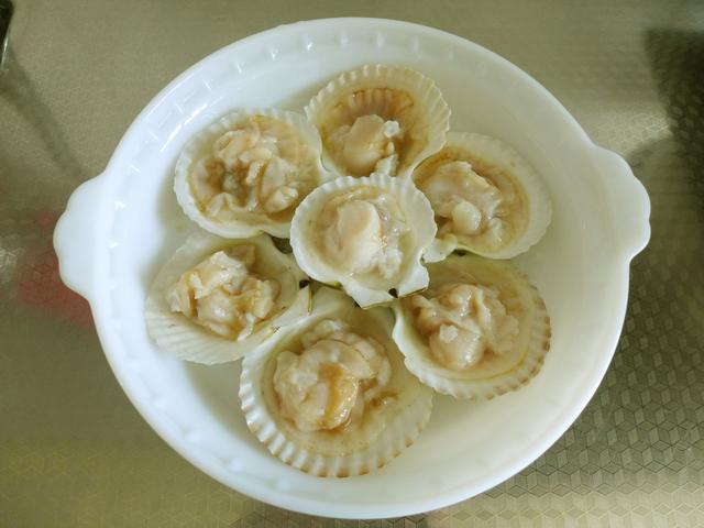 不会做好吃的蒜蓉粉丝蒸扇贝赶紧来看看超详细步骤