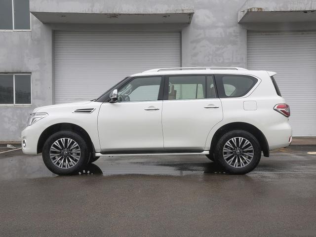 18款日产途乐堪称完美车型, 外观霸气, 全新四驱新增双摄功能